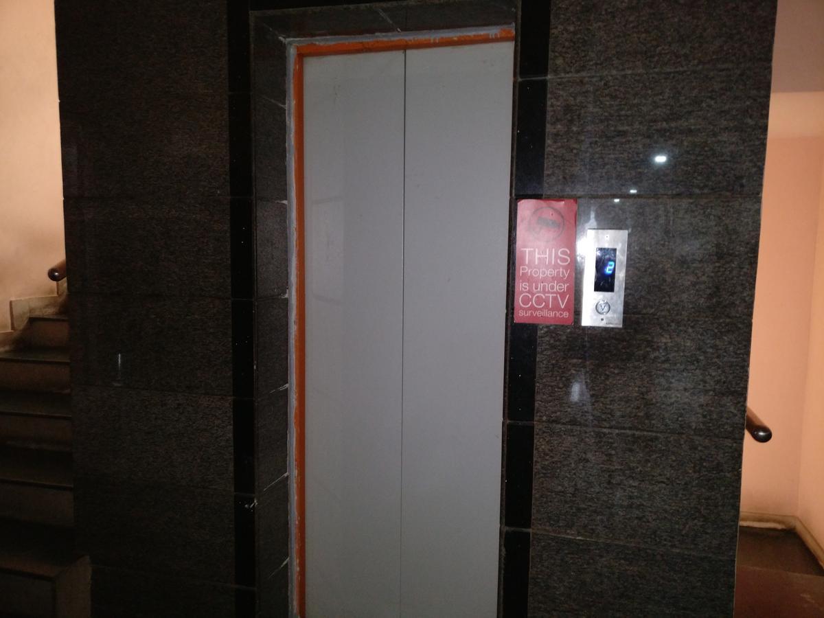 Hotel Skyland Bangalore Exterior photo