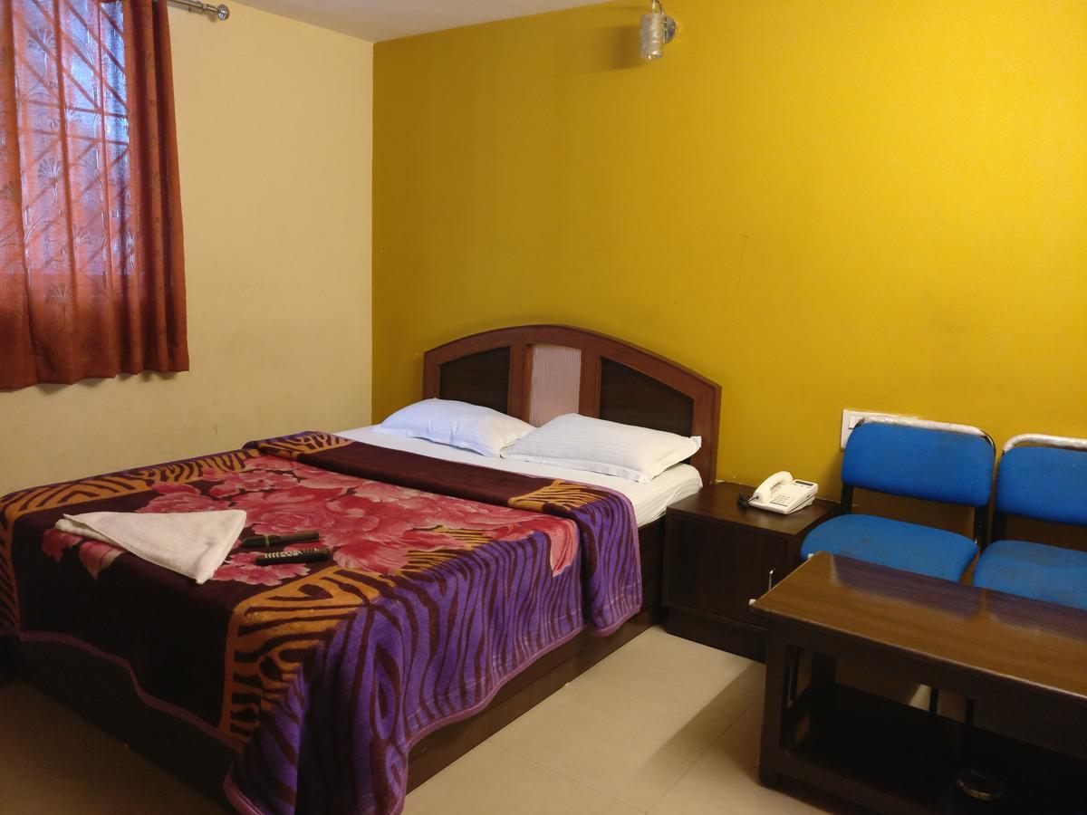 Hotel Skyland Bangalore Exterior photo